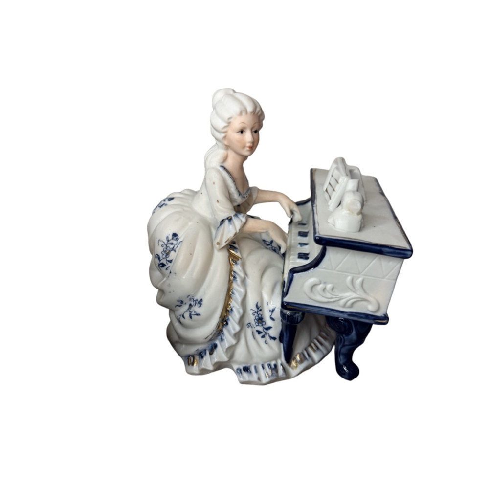 Vintage wind up musical Man woman piano boy girl baby 5 pieces 4 musical - Picture 7 of 16